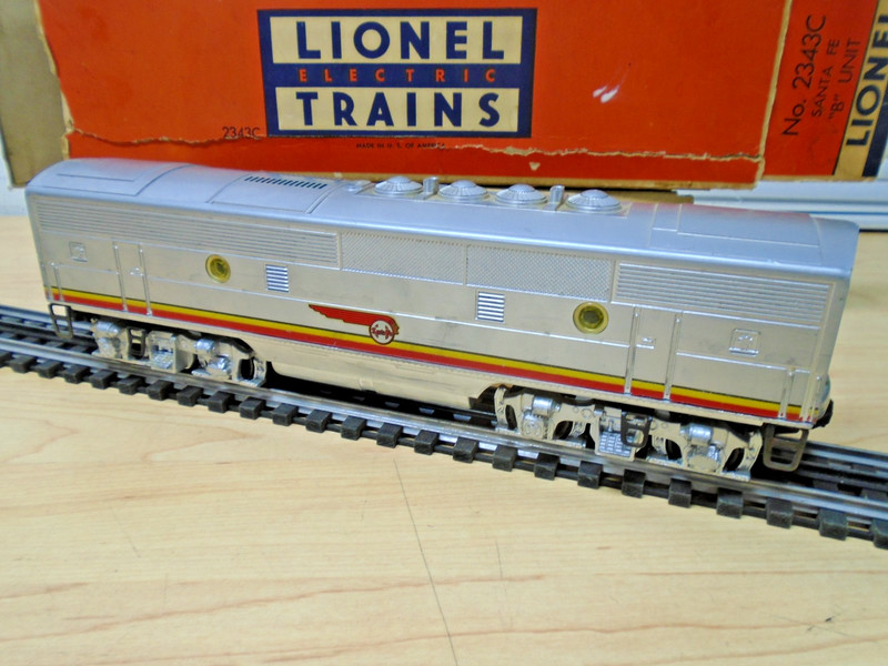 c1950-52 Lionel PostWar 2343-C F3 Diesel Loco B Unit Non-Powered Rough OB