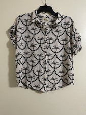 Fig And Flower Short Roll Tab Sleeve Crop Blouse Palm Textured Top Sz M Beach