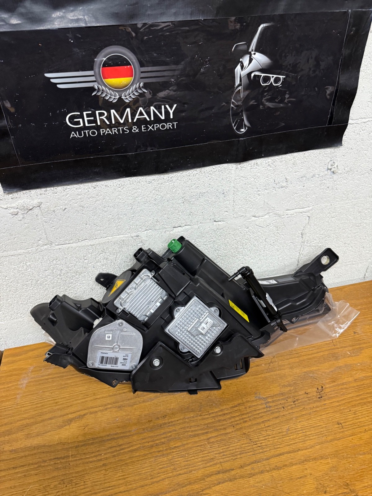 OEM Maserati Levante Left LED US Headlight 2017-2023 670034643 NEW  #3012-N