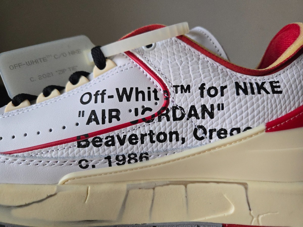 Size 8.5 Nike Air Jordan 2 Retro Low SP Off-White White Red DJ4375
