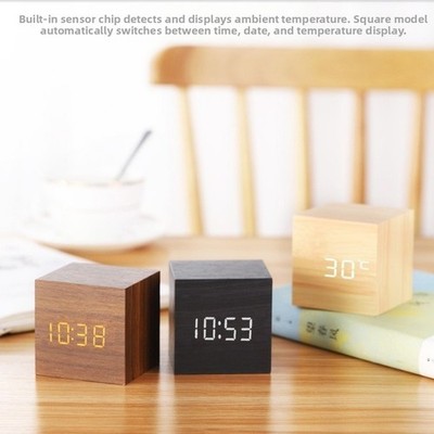 LED-Uhr aus Holz mit sprachgesteuerter Helligkeitssteuerung und Wecker-Set