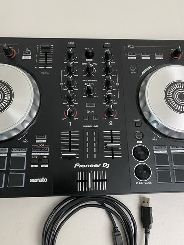 Pioneer DJ DDJ-SB3 Black 2-Channel 2-Deck Serato DJ Controller - Picture 4 of 6