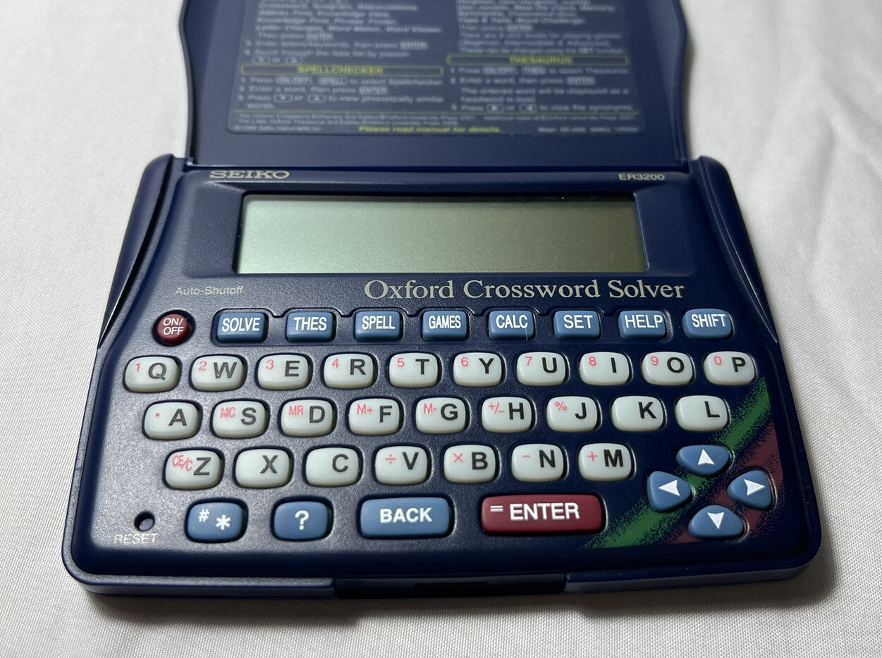 SEIKO ER3200 Oxford Crossword Solver Games Thesaurus Spell Check