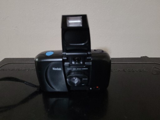【新品未開封品】Kodak Cameo Focus Free Kodak Cameo Focus Free 35mm Point & Shoot Film Camera with