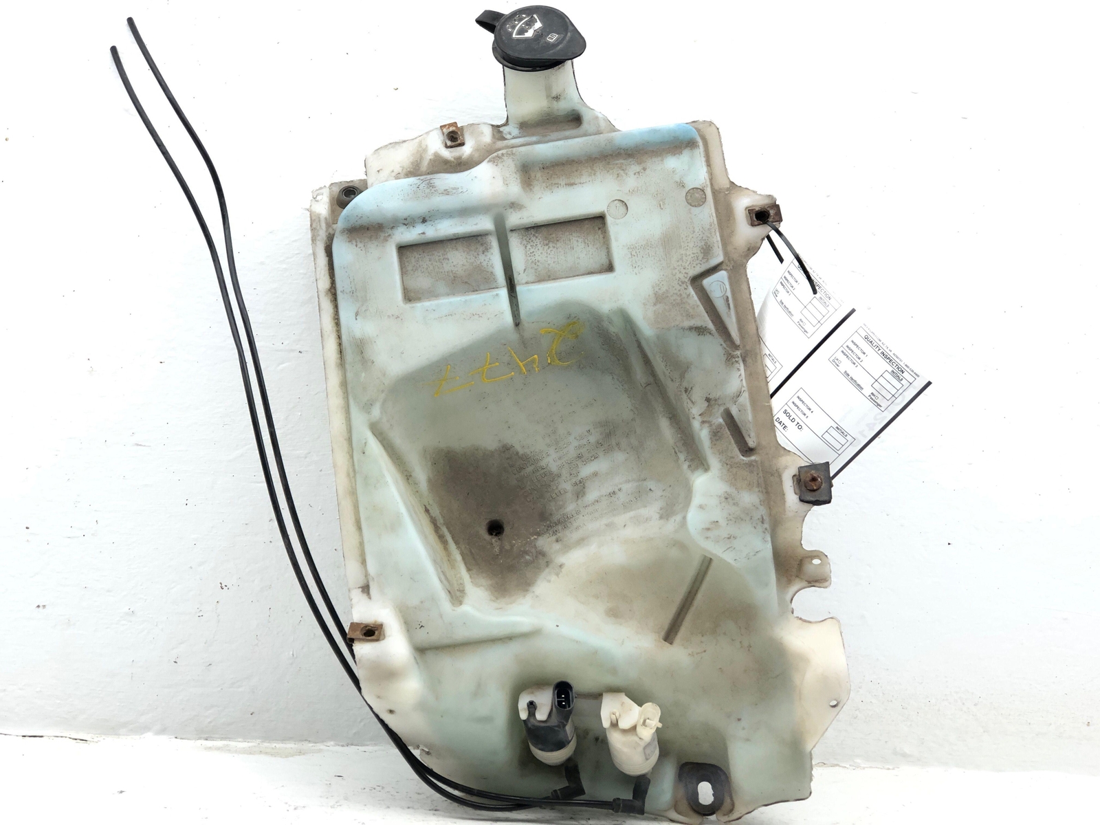 0306 Gmc Envoy Windshield Washer Fluid Reservoir With Pump Oem Tank