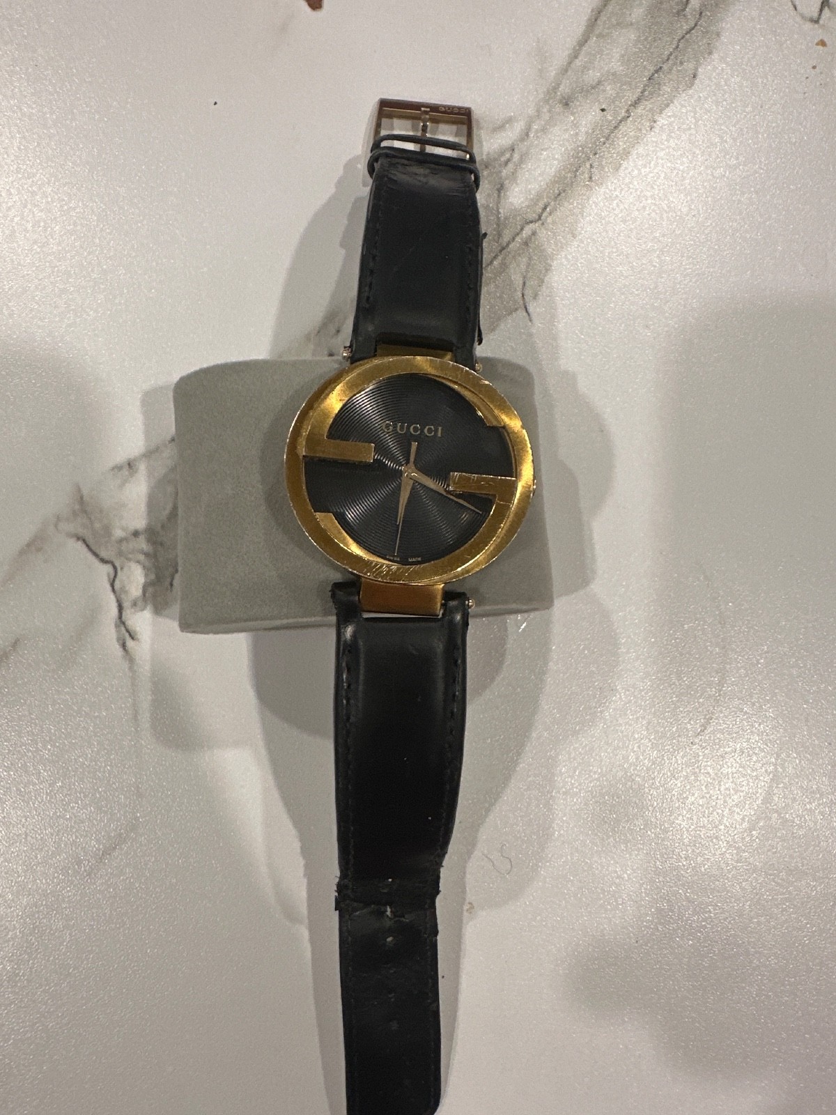 gucci interlocking g - image 2