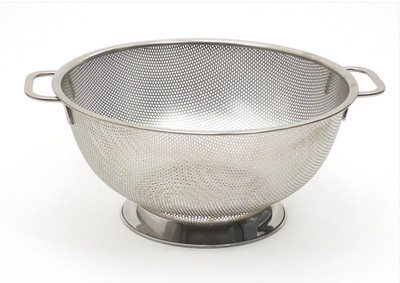 Premium Quality Stainless Steel Precision Pierced Colander, 5-Quart (Punch-5)