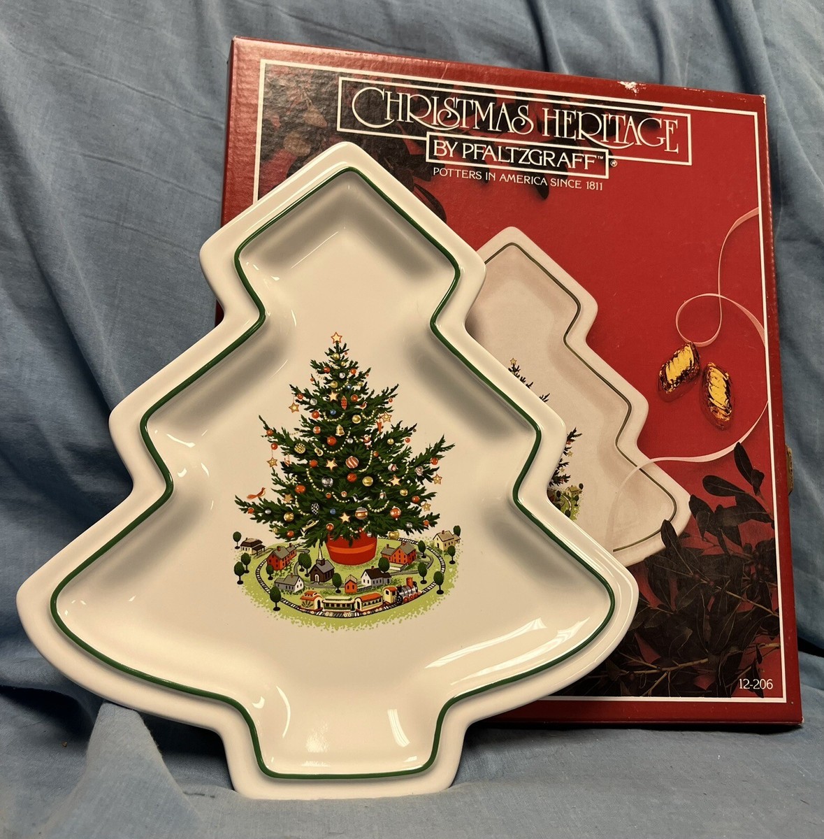 Christmas Heritage Tree Shaped Dish Christmas Tree w/ Toys by