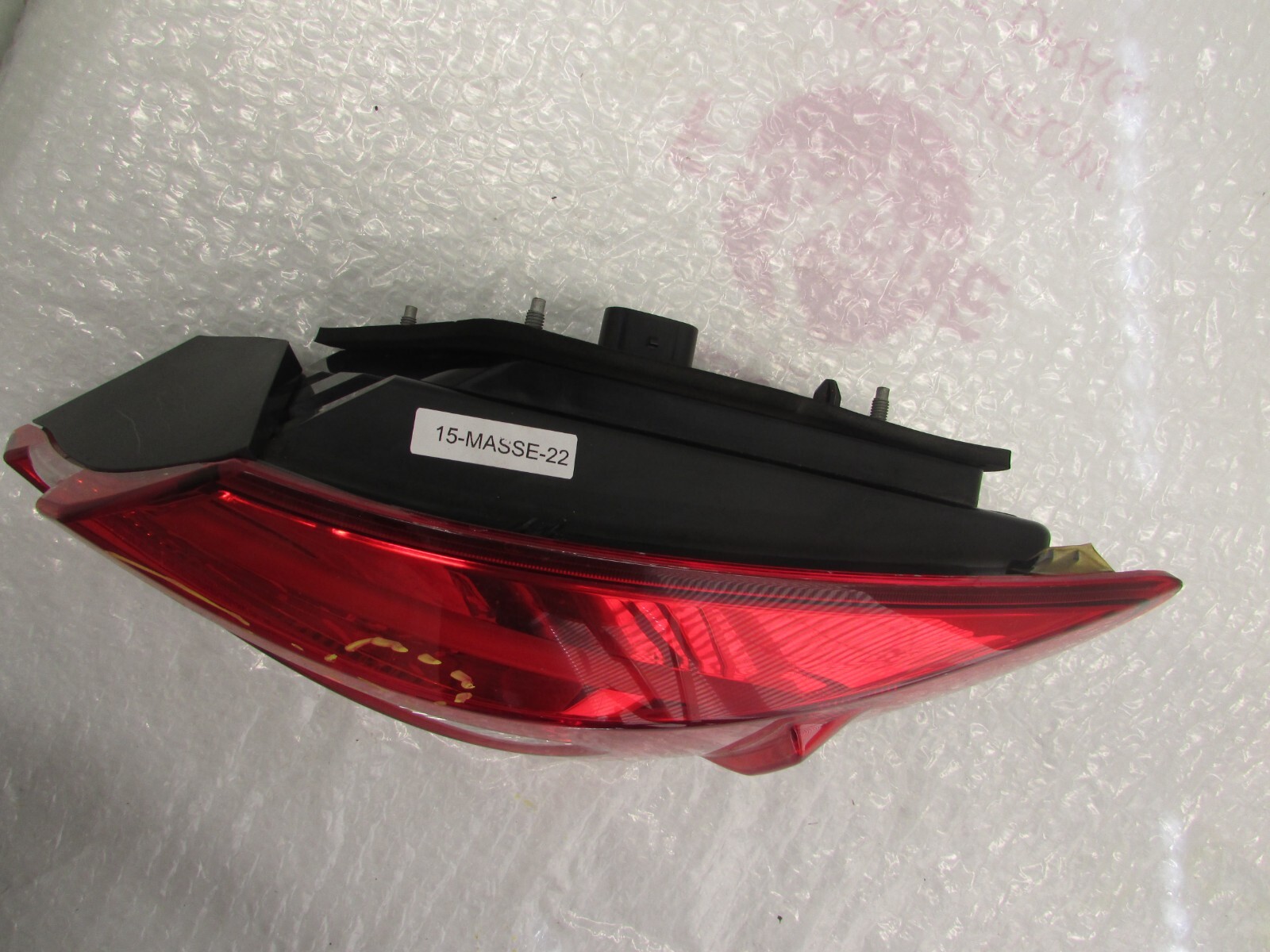 2014-2017 MASERATI QUATTROPORTE RIGHT REAR OUTER TAIL BRAKE LIGHT OEM6700054510