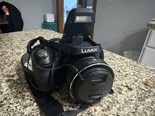 Panasonic Lumix DMC-FZ70 Digital Camera 60x Zoom 16.1MP Full HD Video Tested