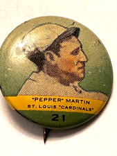 1932 Orbit Gum Baseball PR2 Button Pin Pepper MARTIN St Louis Cardinals #21 VG