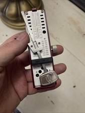 Wittner Taktell Super-Mini Mechanical Metronome Red, Wind-Up, 40-208 BPM