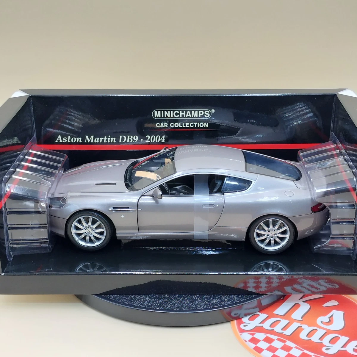 MINICHAMPS Aston Martin Contemporary Manufacture Diecast Cars