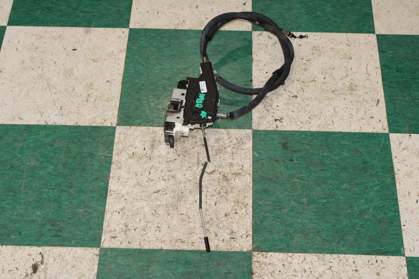 Maserati Ghibli 2014-2020 Front Right Door latch
