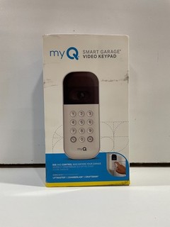 Teclado de video inteligente Chamberlain myQ para garaje blanco