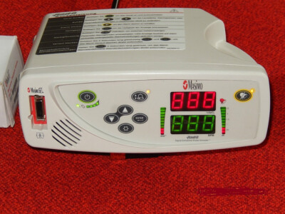 MASIMO Rad8 Pulsoxymeter+vertikal mit Fingersensor u.Bedienungsanleitung,wie NEU