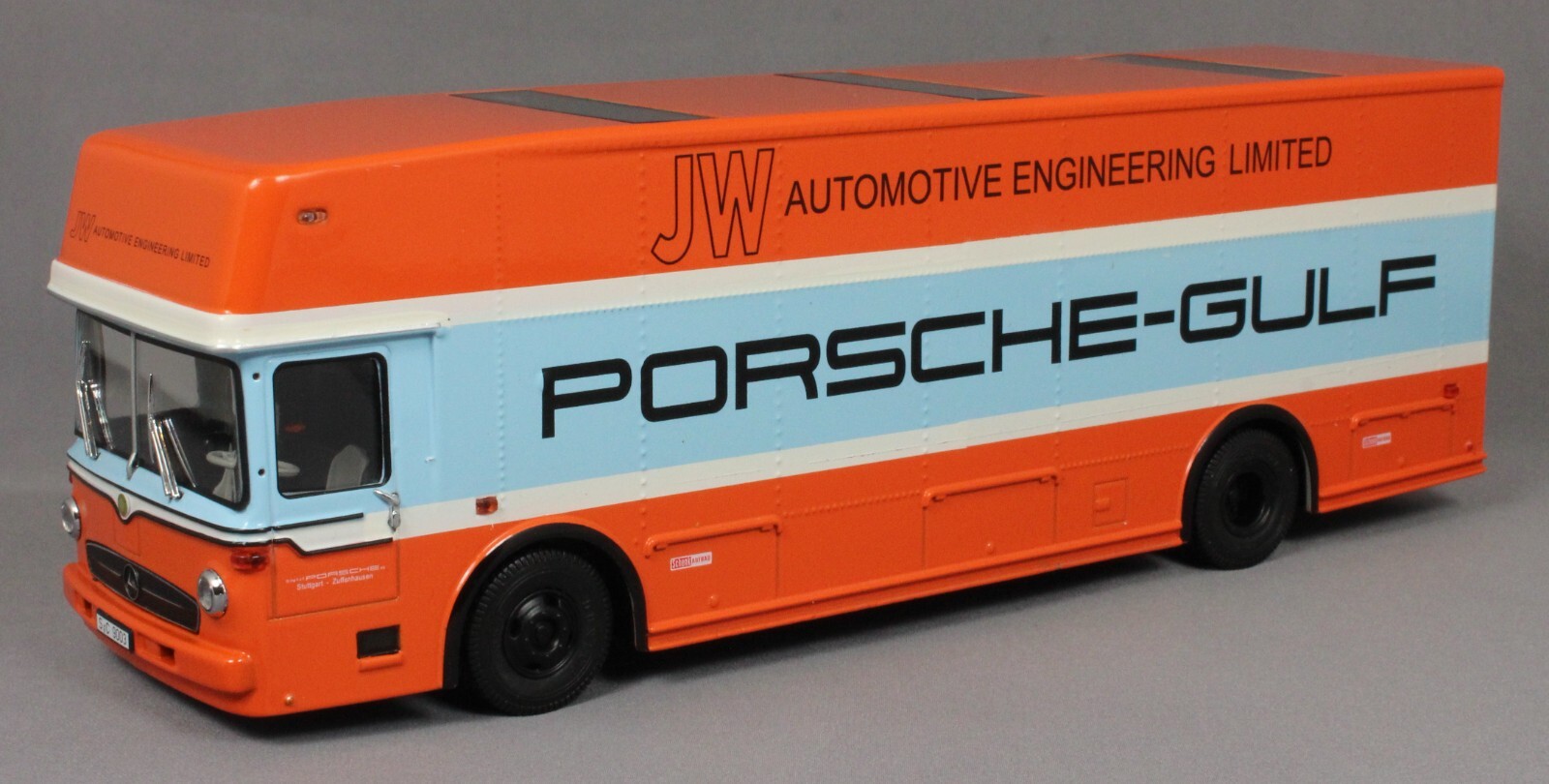 Schuco Mercedes-Benz O 317 Porsche Gulf Racing Team Transporter 450372800 1/43