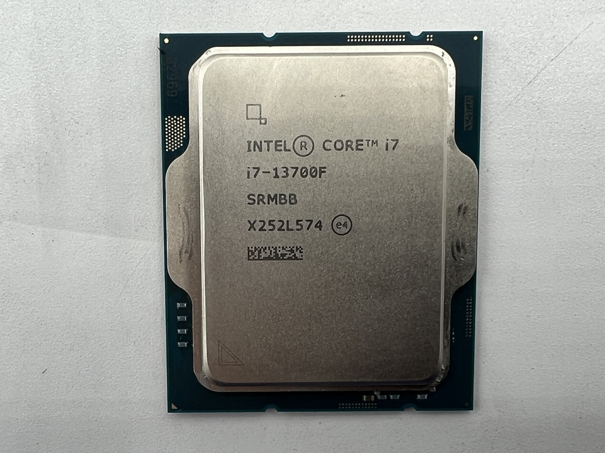 Intel Core i7-13700F CPU 動作確認済み 【公式通販】