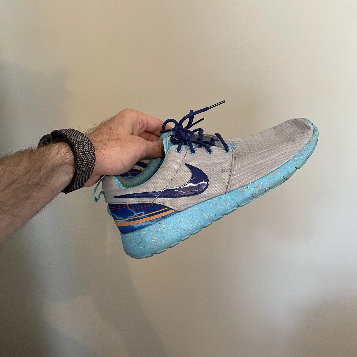 Lightning clearance shoes nike