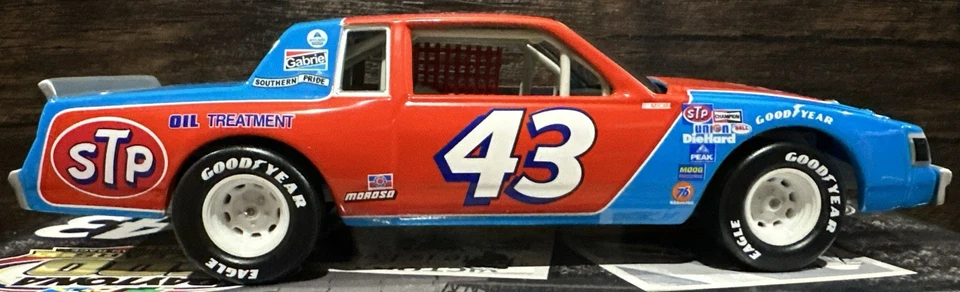 Richard Petty STP Daytona 500 1981 Win Buick Regal 1/24 acción Nascar diecast Foto 4 de 4