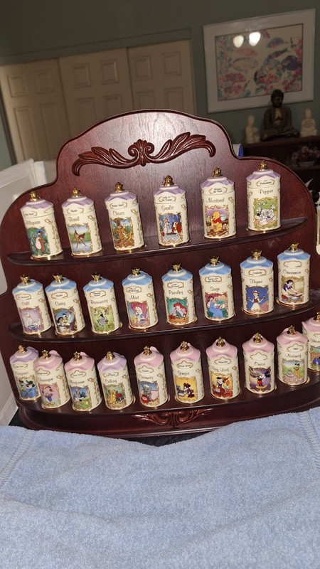 Lenox Disney Spice Jars complete set Never Used With Display Rack