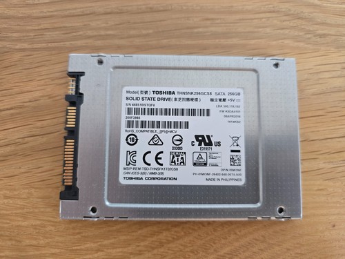 Toshiba SSD 256GB 2,5" SATA III 6G THNSNK256GCS8 CA46233-1166