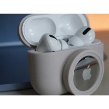 AirPods Pro case with Air Tag holder