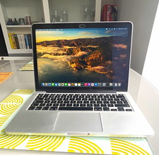 MacBook Pro 13" Retina 2015 | i7 | 16GB RAM | 1TB SSD | 100% Battery Health
