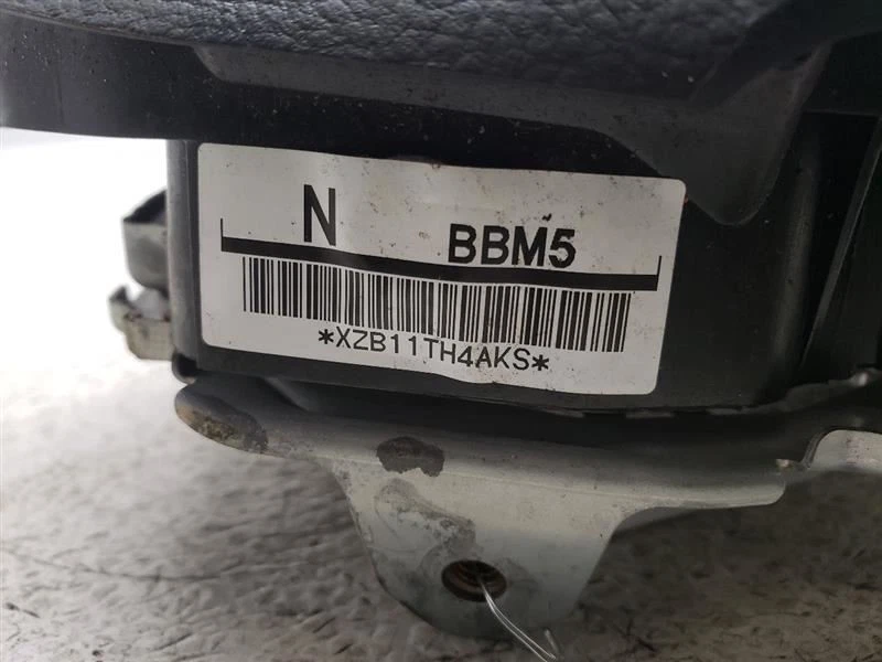 2010-2013 Mazda 3 Driver Air Bag Driver Wheel OEM BBM557K0002 - Image 4 of 4