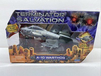 2009 TERMINATOR SALVATION A-10 Warthog W/BLAIR JET & PILOT PLAYSET NIB RARE