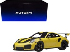 1/18 Porsche 911 (991.2) GT2 RS Weissach Package Racing Yellow with Carbon