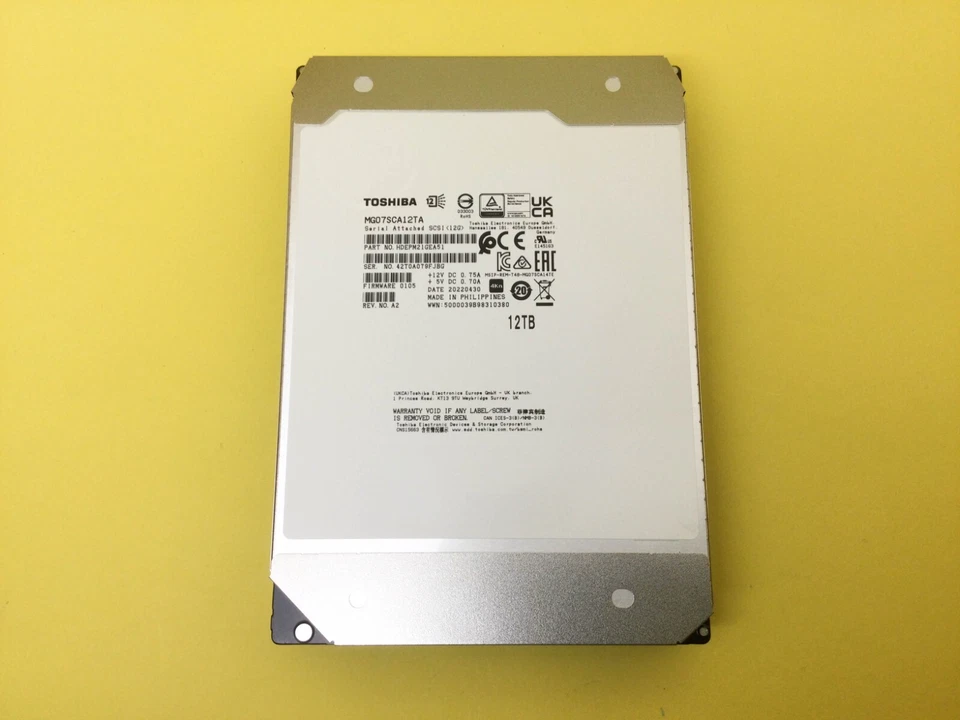 Toshiba 12TB 7200 RPM SAS 12Gbps 3.5'' 4Kn HDD MG07SCA12TA New - Image 2 of 3