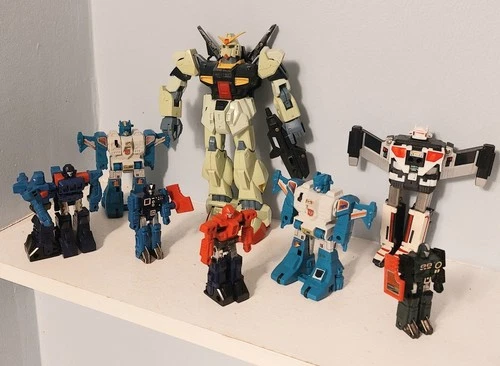 (Lot of 9) VINTAGE 80'S GO-BOTS/TRANSFORMERS  FIGURES Bandai Takara