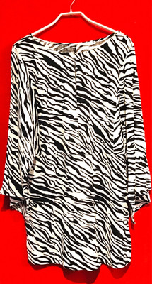 SOMMER KLEID GR S 55 % LEINEN 45 % VISKOSE v RESERVED