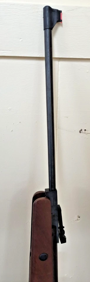 Beeman Sportsman Serie RS2 Doble Cal. Rifle de aire comprimido y mira telescópica Fair .22 Foto 3 de 4