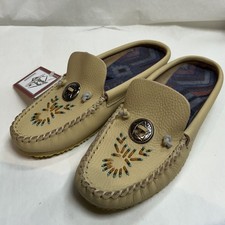 Bastien Industries Hiawatha Moccasins Style 1156 Women's Size 10