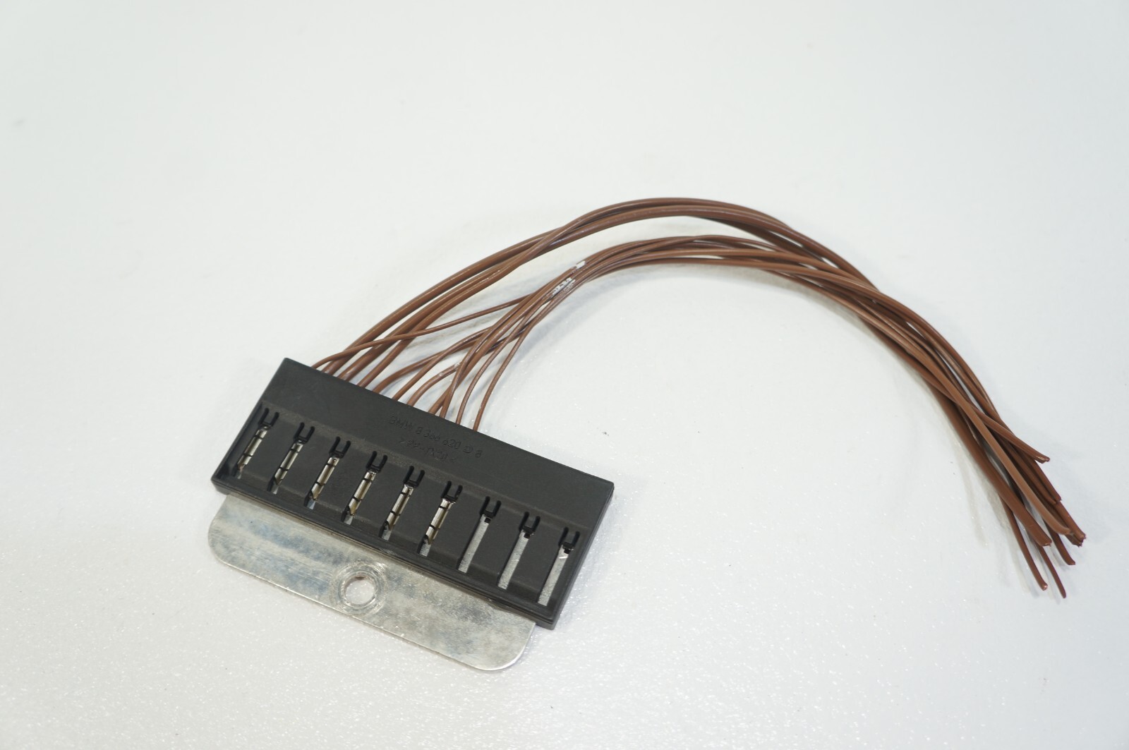 OEM negative wire cable terminal clamp loom ground connector cut 8 366 620 BMW