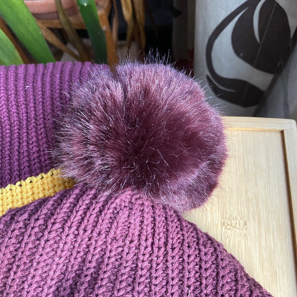 Love Your Melon Harry Potter Gryffindor Beanie Pom Hat  display picture 1