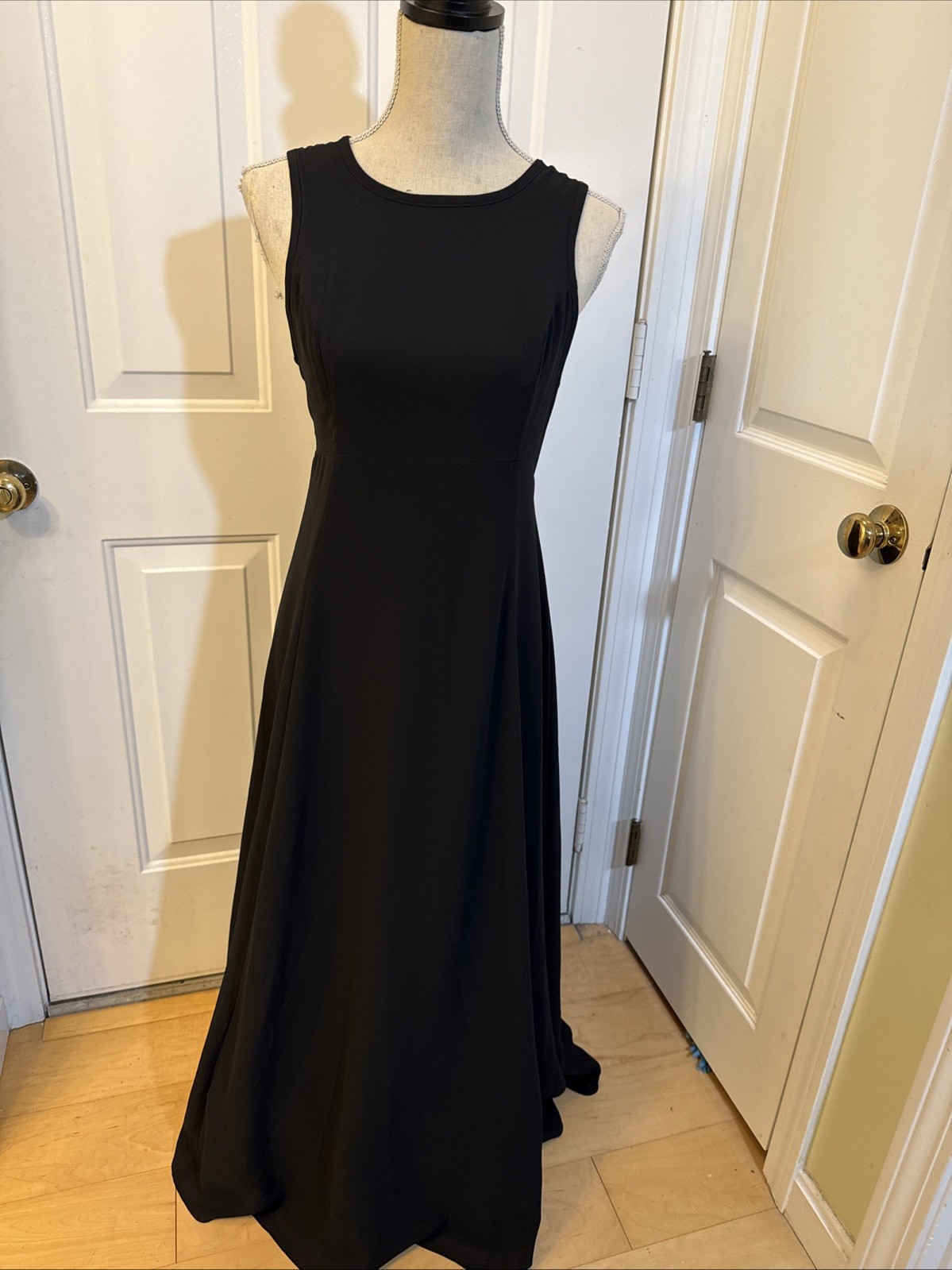 SIMPLE BLACK BASIC Room Two Black Maxi Dress Slee… - image 1