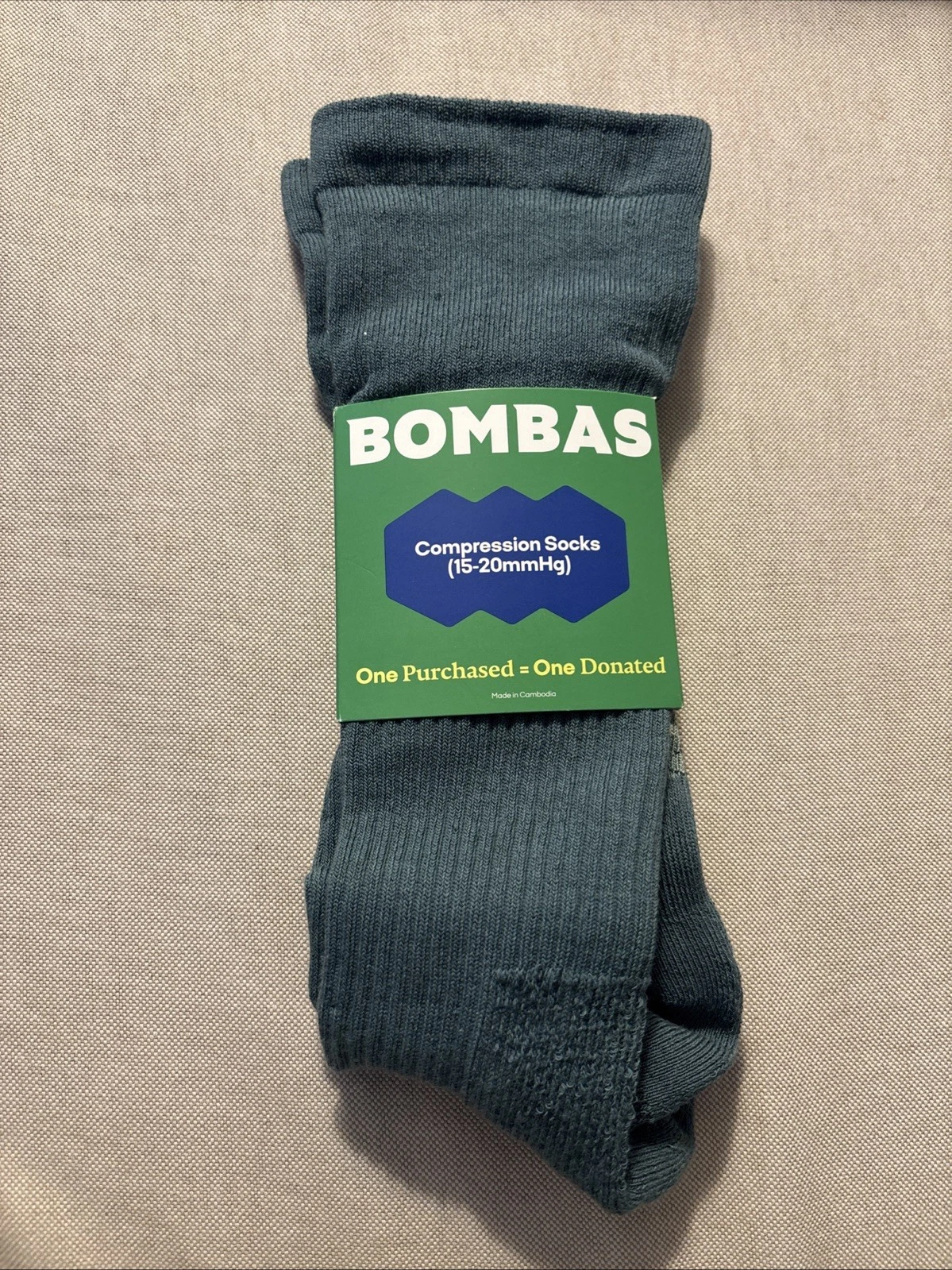 Bombas Comoression Socks Midweight (15-20mmHg), Green, Size Medium NEW
Opens in a new window or tab
