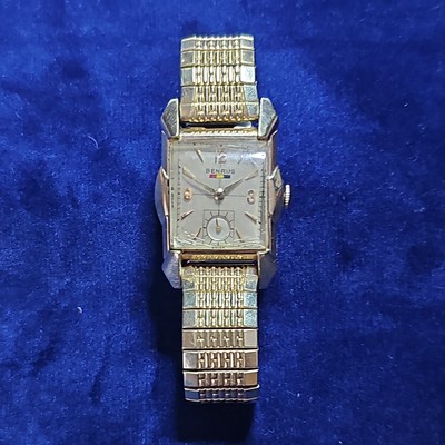 Vintage Benrus 17 Jewels Mechanical 10k Gold Filled Watch  display picture 3