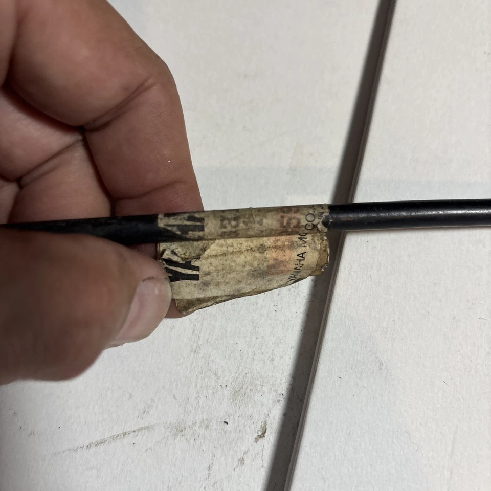 Cabo de Acelerador Yamaha FZR400 1988 - 1990 OEM Fabricado no Japão NOS 3FH-26312-00 - Imagem 2 de 4