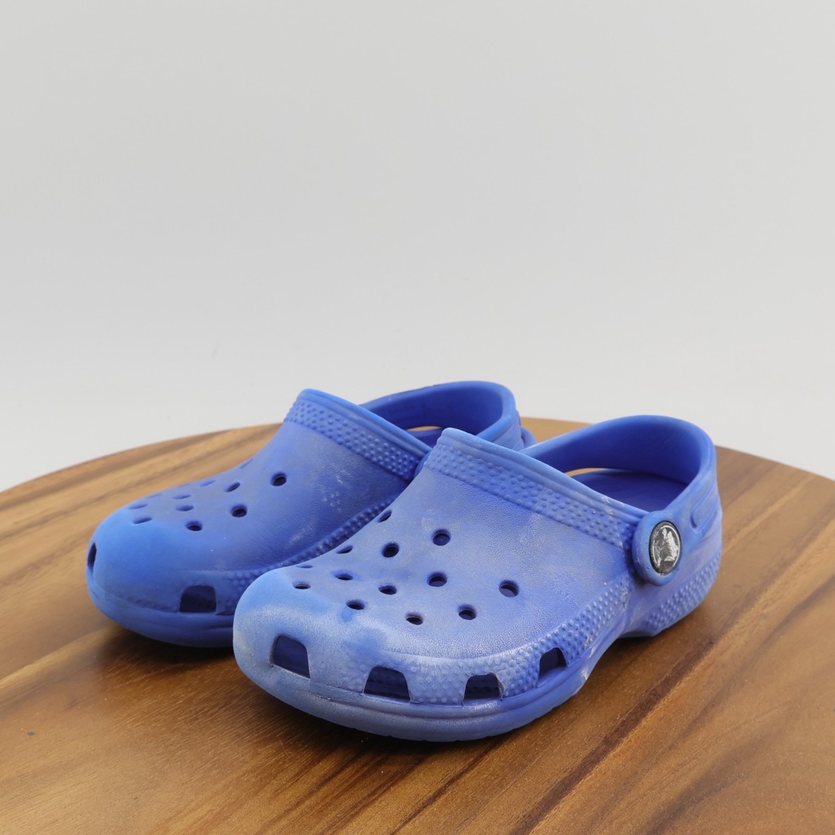 CROCS Unisex Royal Blue Classic Clog Sandals Navy Crocs Unisex Classic Clog | Rack Room Shoes main image 3