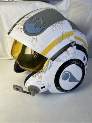 Disney Store Galaxy's Edge Poe X- Wing Pilot Costume Helmet Youth