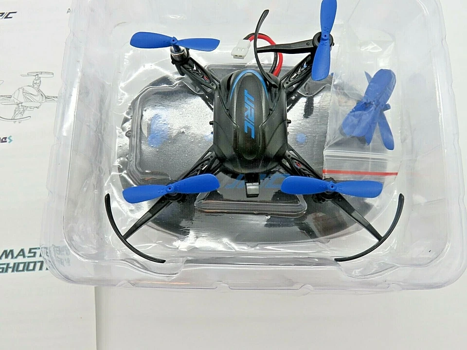 6-axis Remote Control Mini Drone RC Quadcopter 3D Flips JJR/C H48 4CH New In Box - Image 2 of 4