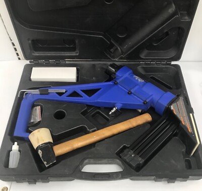 (I-16555) Campbell Hausfeld Flooring Nailer/Stapler