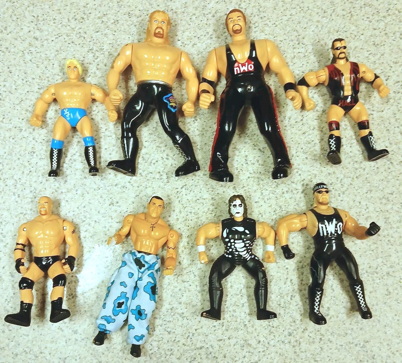 Vintage Wrestling Figure Lot of 8 Hogan Sting Flair WWF WWE WCW NWO 1998