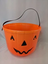 Large Pumpkin Jack o Lantern Treat Bucket 10 Inch Diameter 8 Inch Tall 