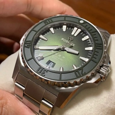 Formex Reef 42 Green COSC SW300-1 Diver Full Set Swiss Watch Used Japan