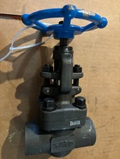 SMP  Globe Valve,Class 800,1 In.,Fnpt fig 820ct new open box fast shipping